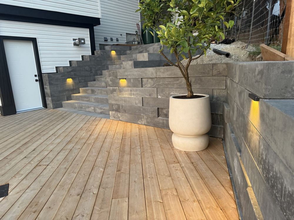 Retaining wall and staircase with integrated lighting, KDT Landscaping Kelowna